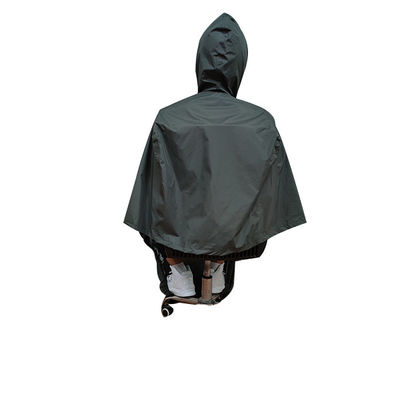 Áo mưa Polyester tái sử dụng màu đen Poncho dày 0,1mm cho người khuyết tật